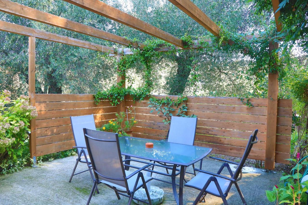 Villa Kiki Agios Spyridon  エクステリア 写真